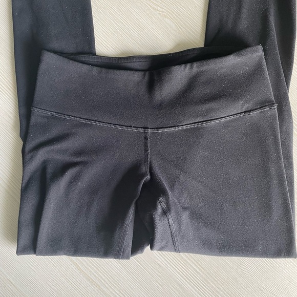 Lululemon Black Leggings size 4 - Picture 4 of 4